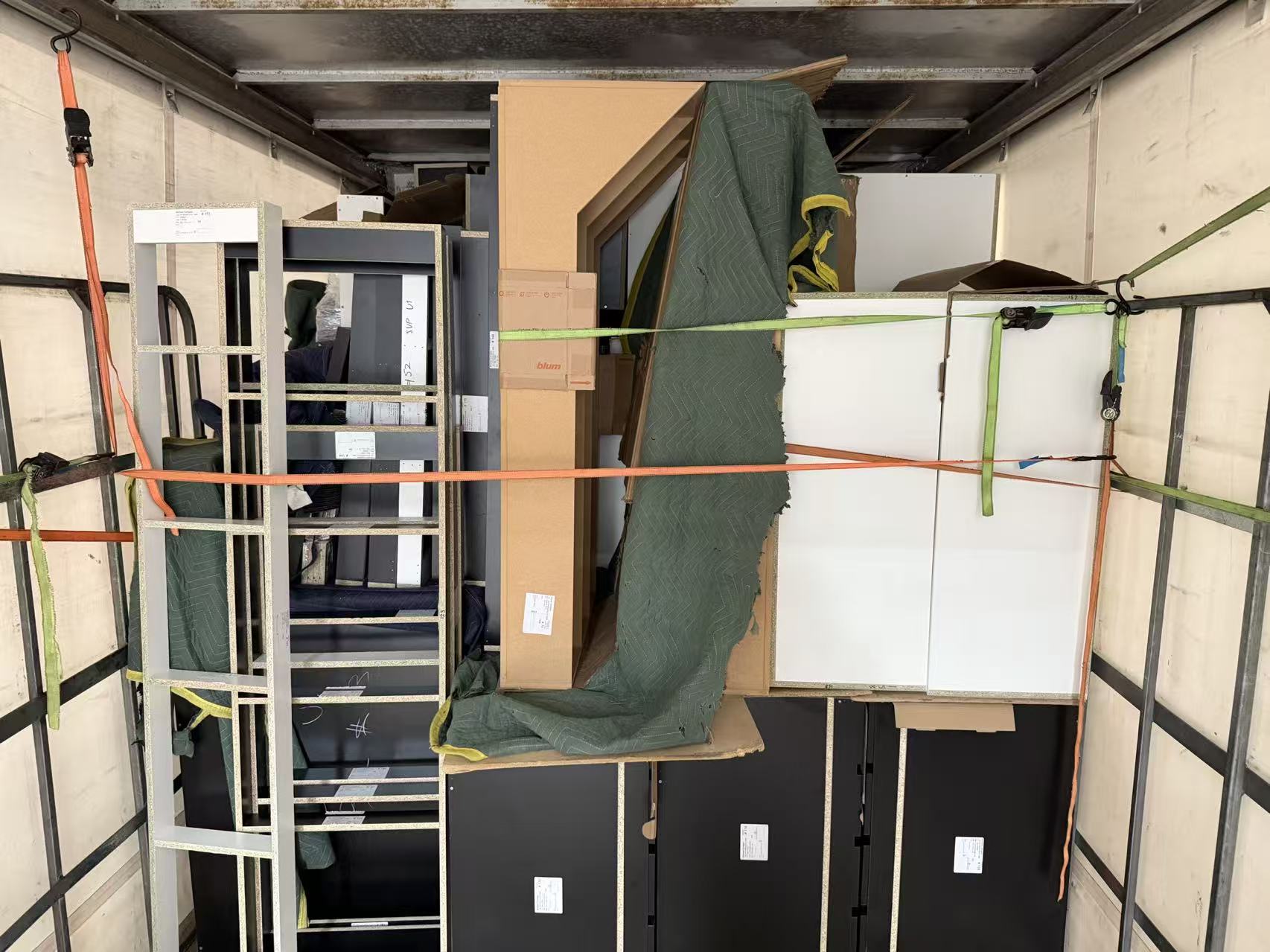 Our removal specialists move your cupboards and cabinets safely and efficiently.